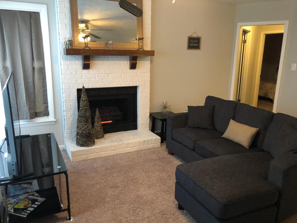 Cozy Cottage Feel, 5 Mins From Ft. Bragg Fayetteville Exterior photo