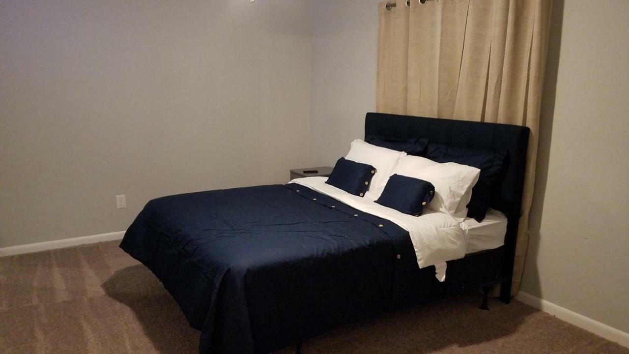 Cozy Cottage Feel, 5 Mins From Ft. Bragg Fayetteville Exterior photo